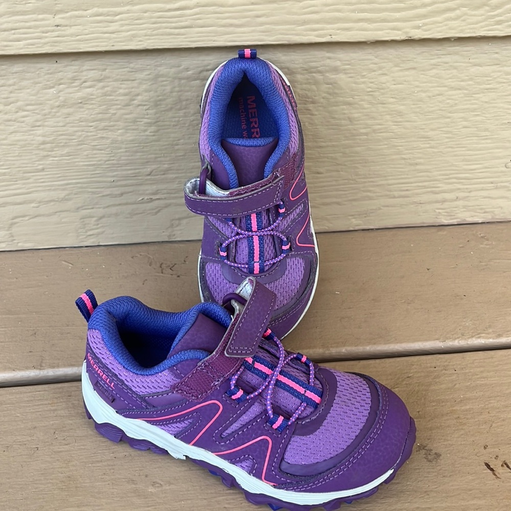 Merrell Select Grip Hiking Shoes